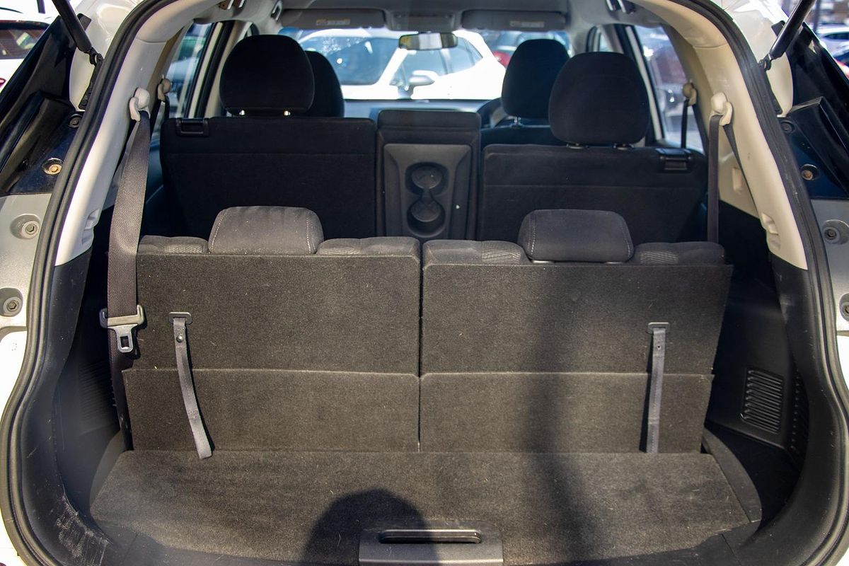 2016 Nissan X-TRAIL ST T32