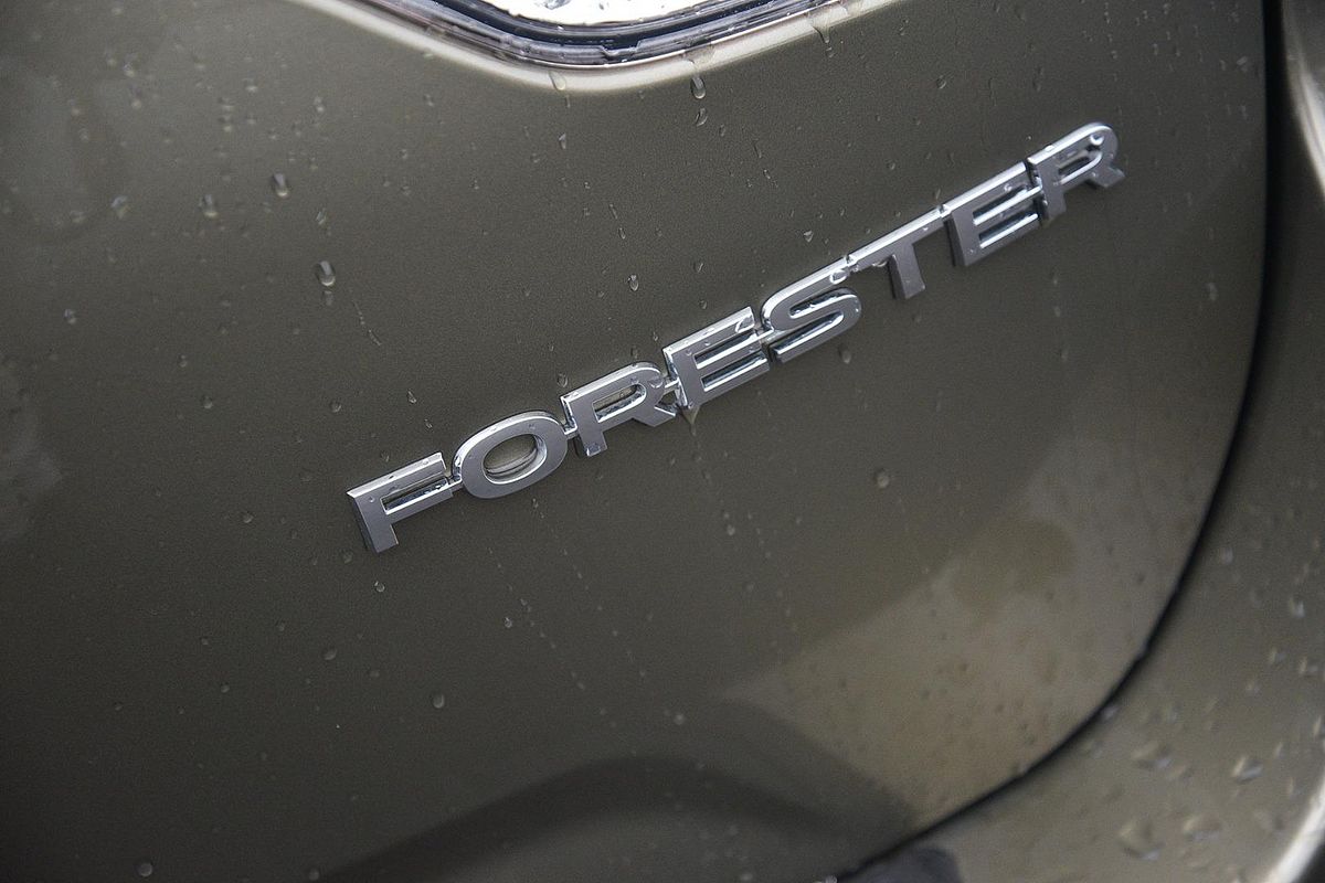 2024 Subaru Forester 2.5i-S S5