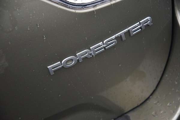 2024 Subaru Forester 2.5i-S S5