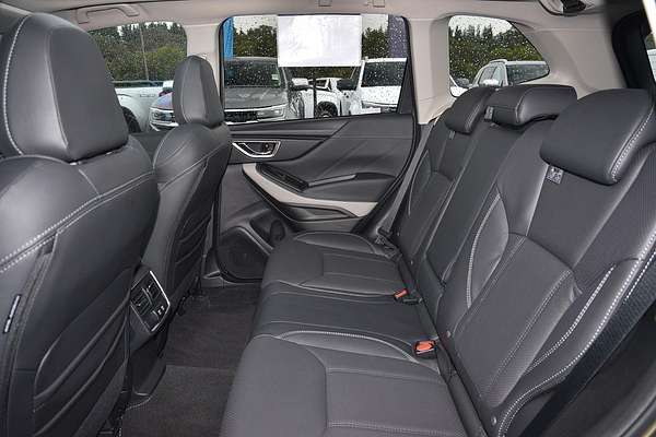 2024 Subaru Forester 2.5i-S S5
