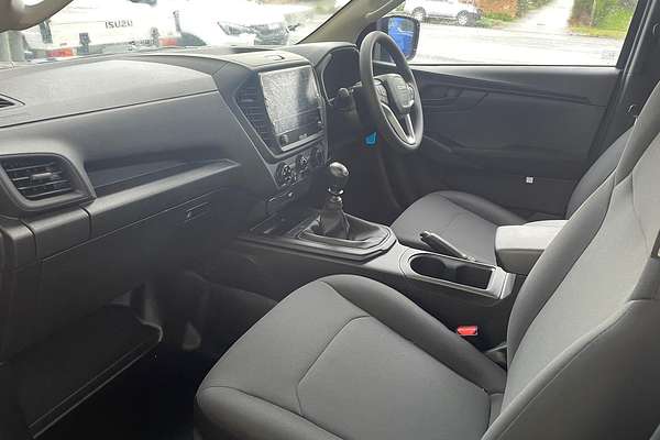 2025 Isuzu D-MAX SX High Ride Rear Wheel Drive