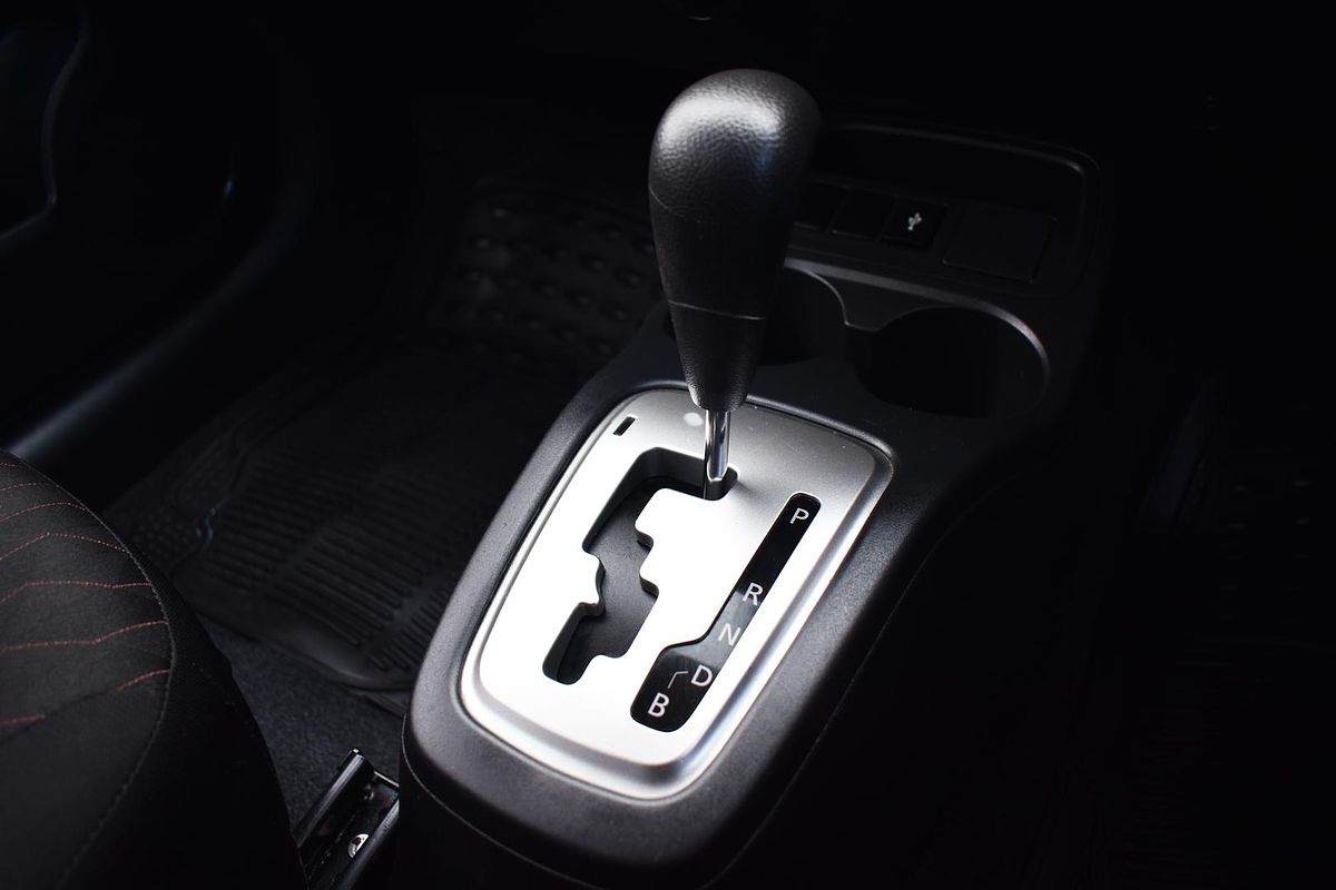 2021 Mitsubishi Mirage ES LB