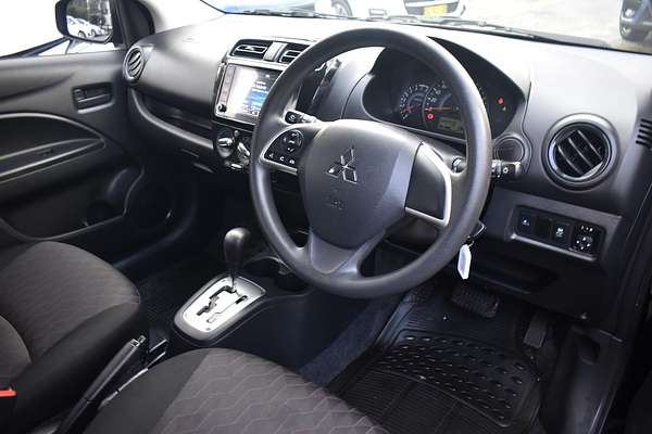 2021 Mitsubishi Mirage ES LB
