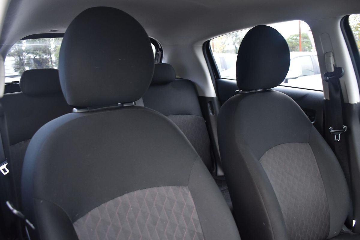 2021 Mitsubishi Mirage ES LB