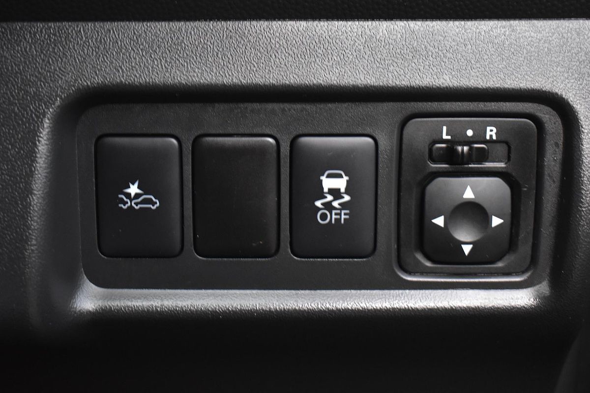 2021 Mitsubishi Mirage ES LB