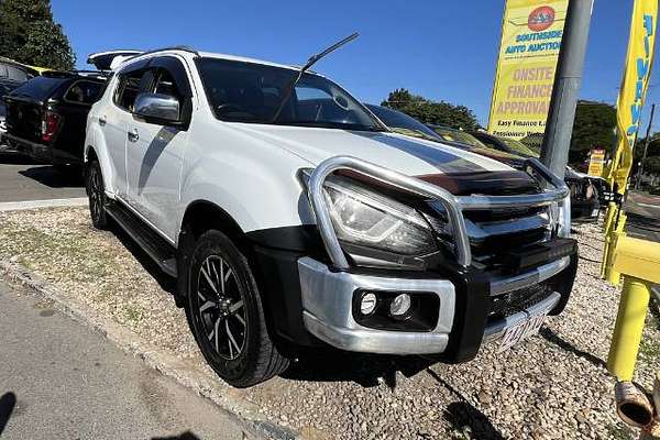 2019 Isuzu MU-X LS-T