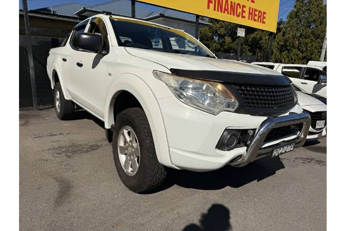 2015 Mitsubishi Triton GLX MN 4X4