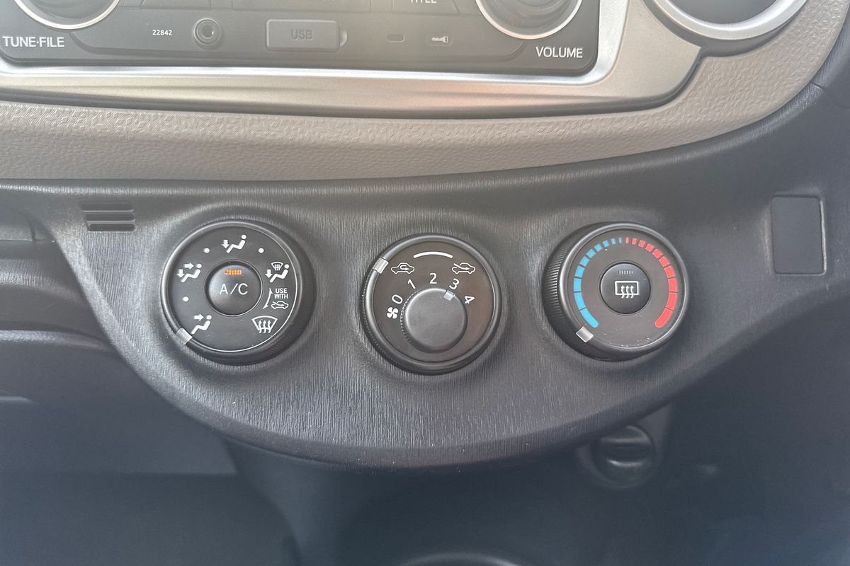 2013 Toyota Yaris YR NCP130R
