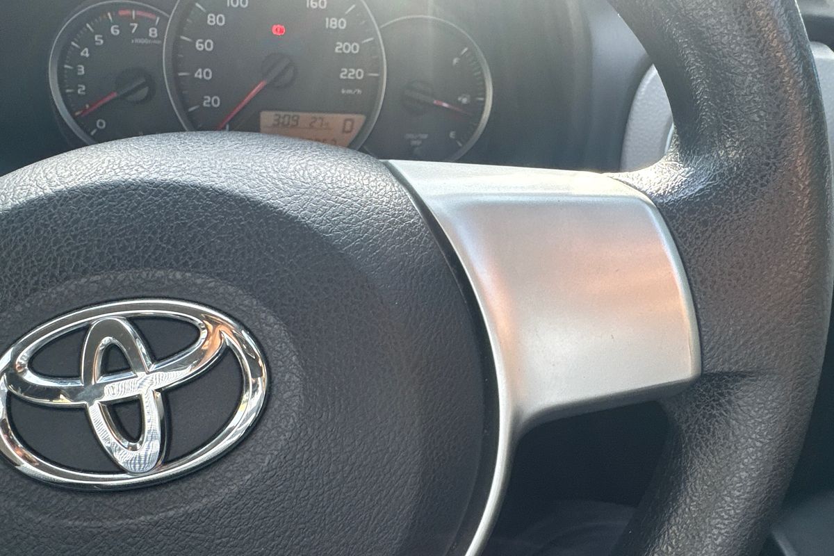 2013 Toyota Yaris YR NCP130R