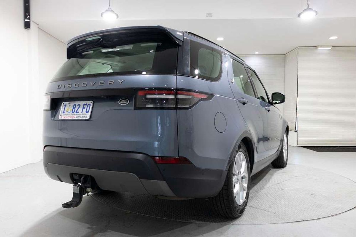 2019 Land Rover Discovery SD4 SE Series 5