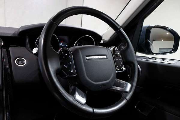 2019 Land Rover Discovery SD4 SE Series 5