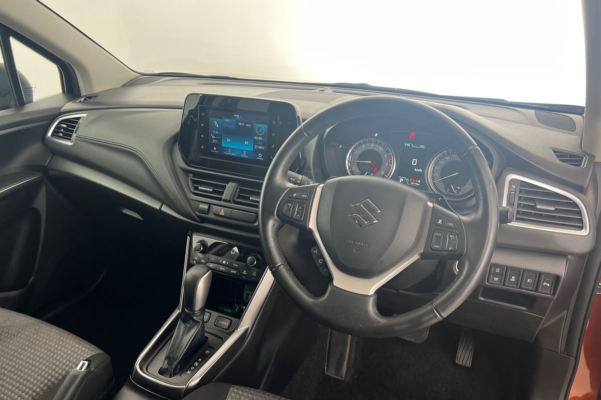 2023 Suzuki S-Cross GL+ JYB