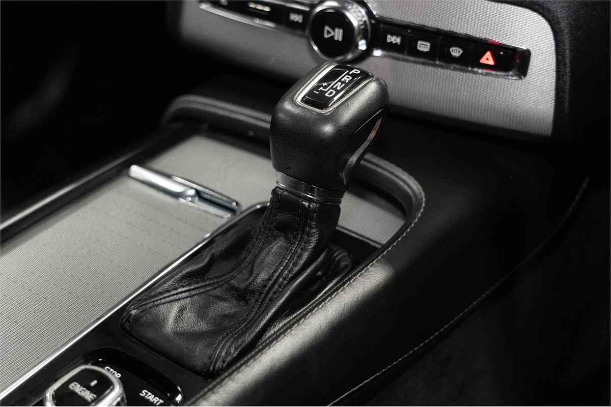 2015 Volvo XC90 T6 Inscription