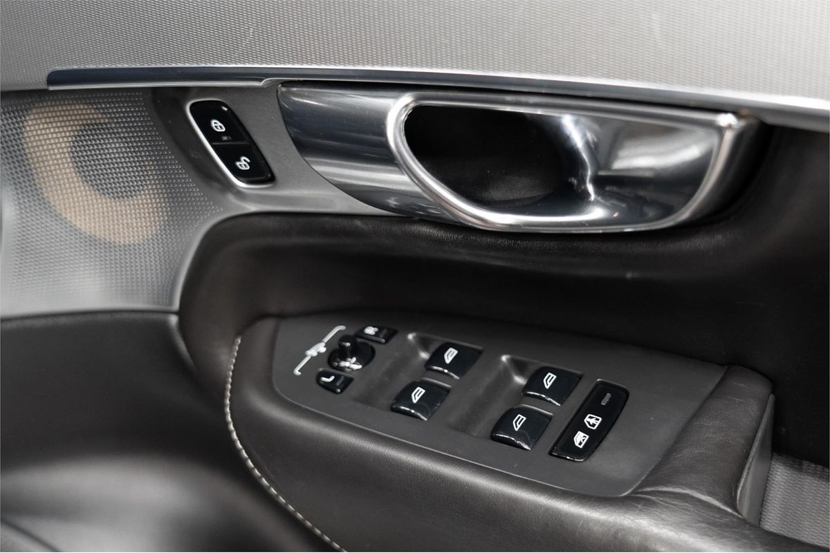 2015 Volvo XC90 T6 Inscription