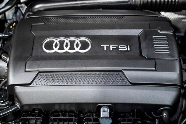 2015 Audi Q3 TFSI Sport 8U