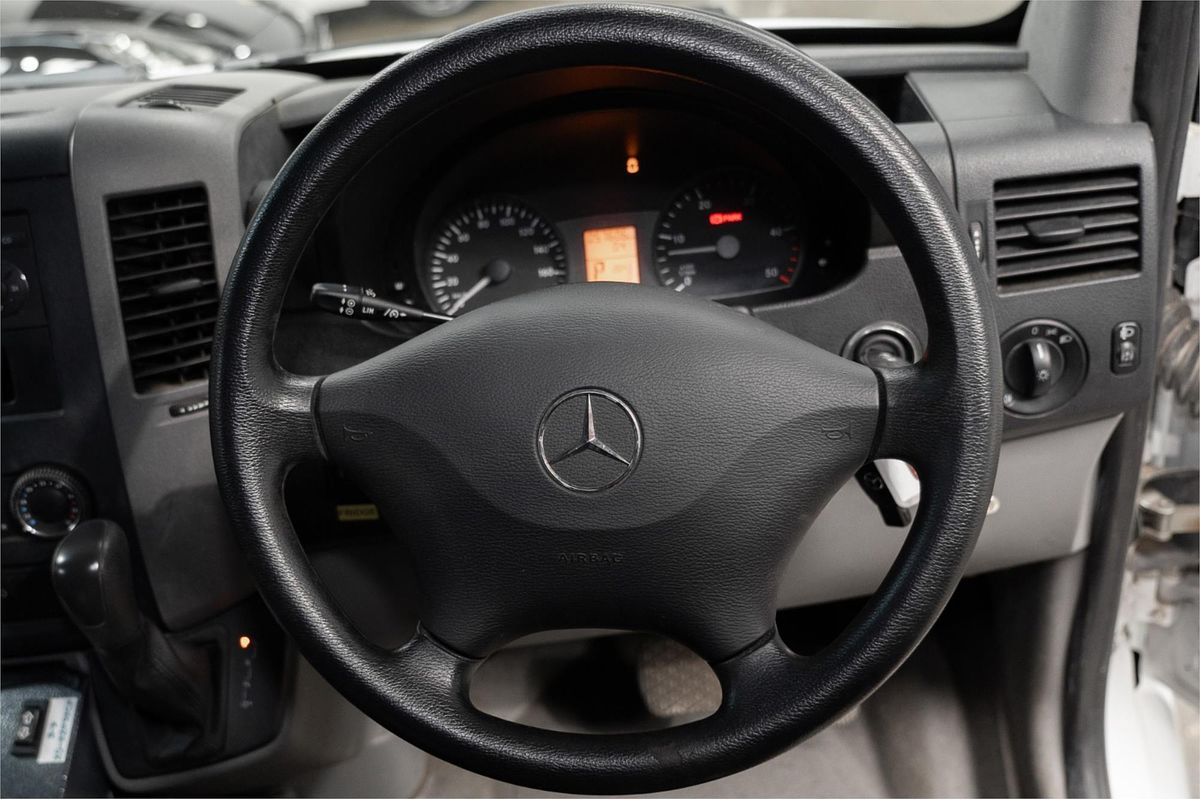 2011 Mercedes-Benz Sprinter 519CDI NCV3 Rear Wheel Drive LWB