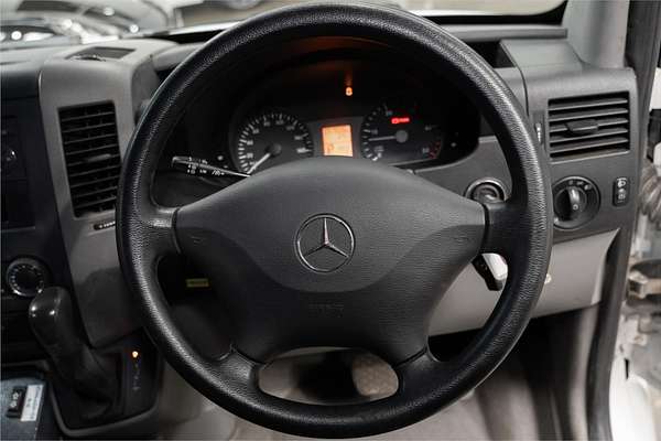 2011 Mercedes-Benz Sprinter 519CDI NCV3 Rear Wheel Drive LWB