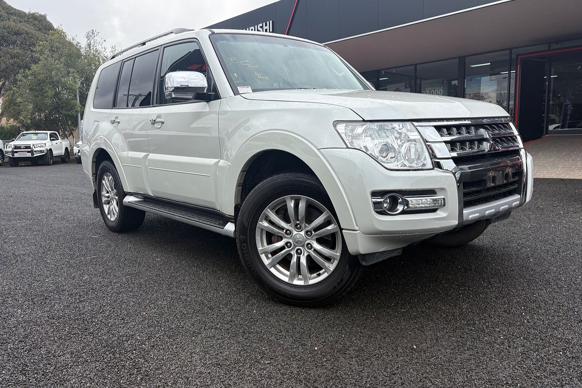 2017 Mitsubishi Pajero GLX NX