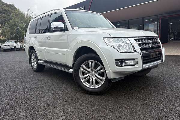 2017 Mitsubishi Pajero GLX NX