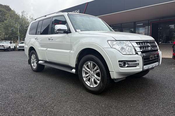 2017 Mitsubishi Pajero GLX NX