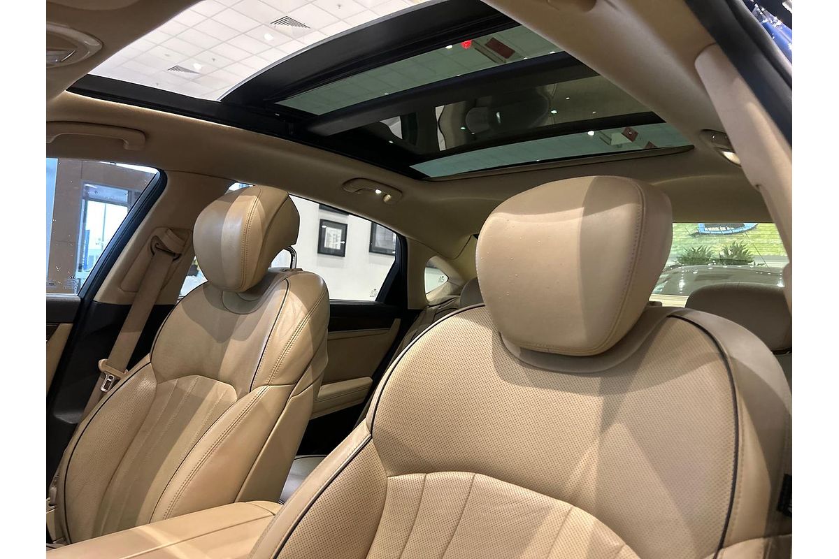 2015 Hyundai Genesis Ultimate Pack DH