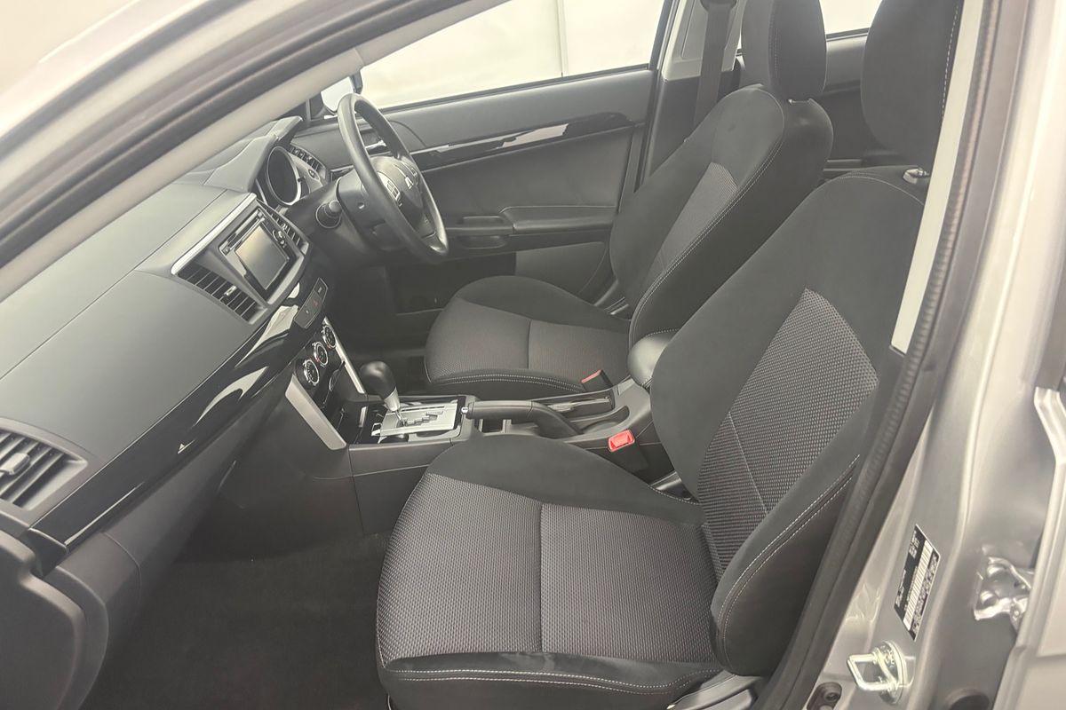 2016 Mitsubishi Lancer ES Sport CF