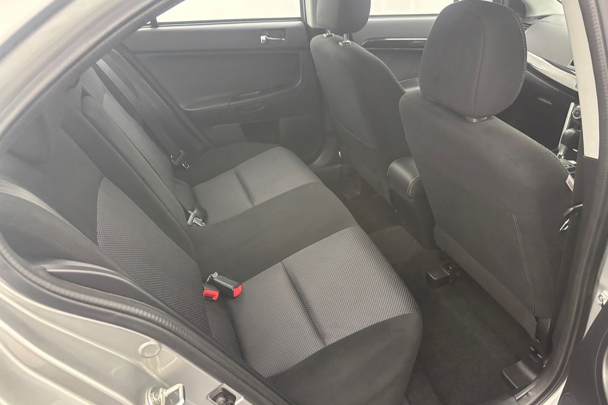 2016 Mitsubishi Lancer ES Sport CF