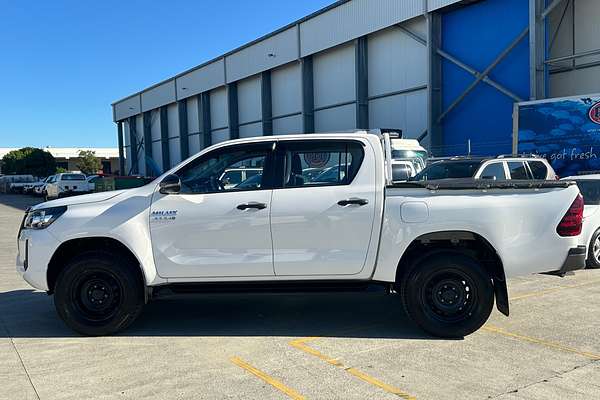 2022 Toyota Hilux SR GUN126R