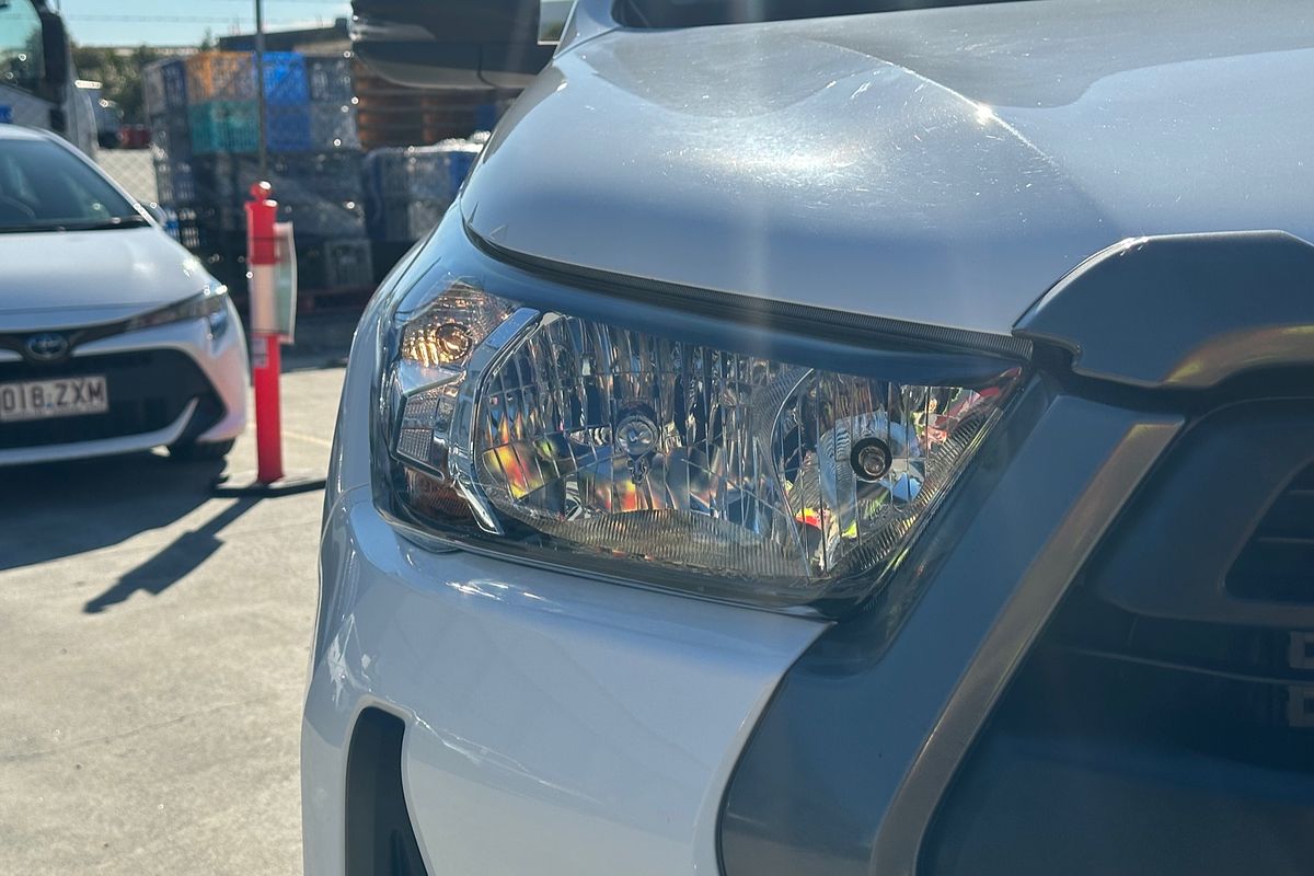 2022 Toyota Hilux SR GUN126R