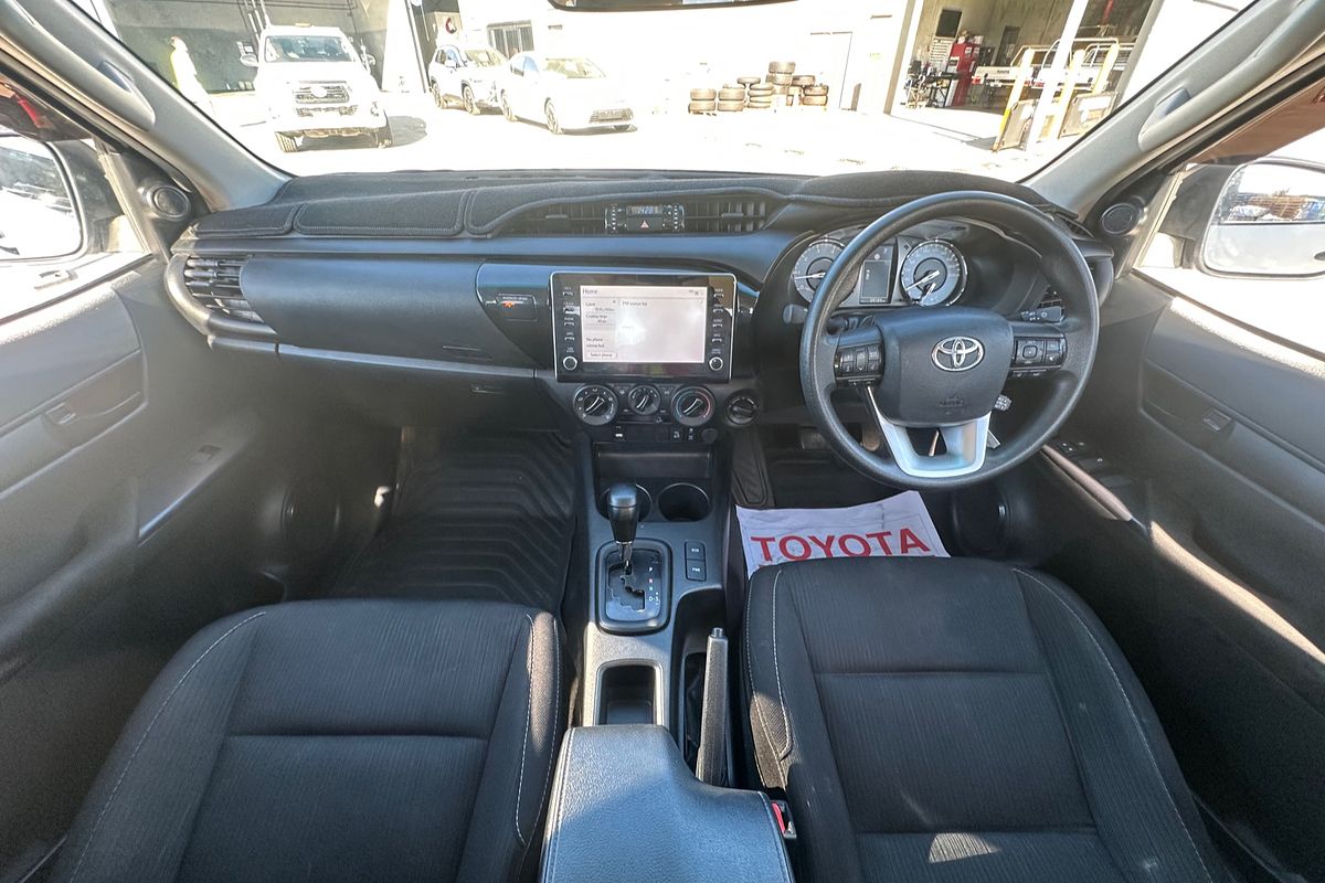 2022 Toyota Hilux SR GUN126R