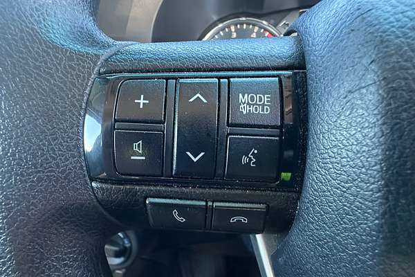 2022 Toyota Hilux SR GUN126R