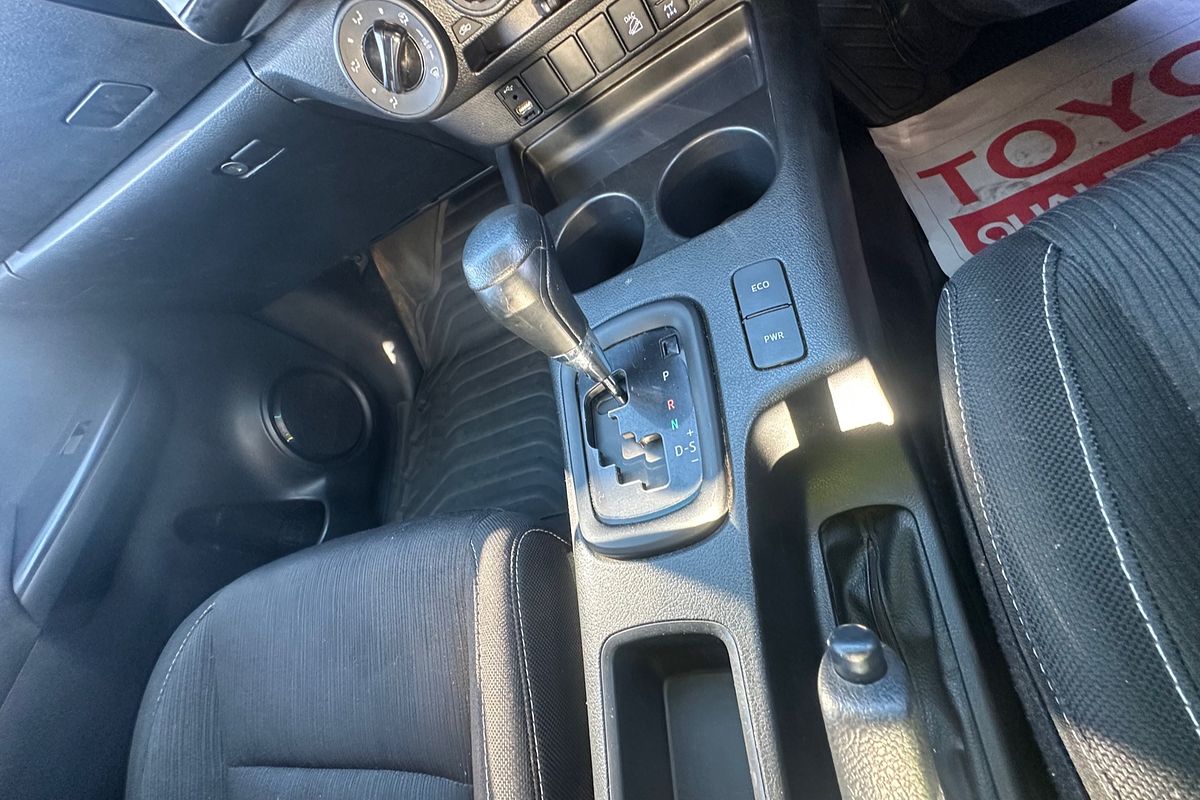 2022 Toyota Hilux SR GUN126R