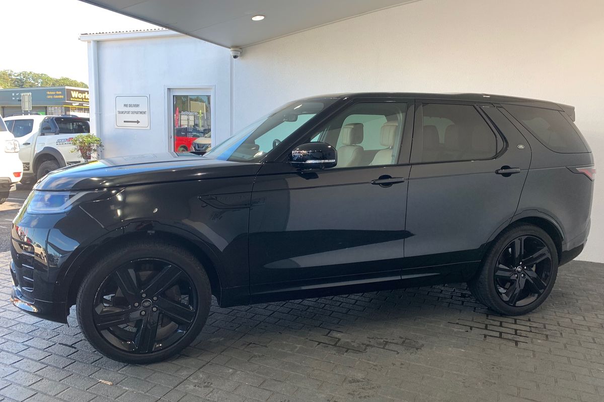 2023 Land Rover Discovery P360 Dynamic HSE Series 5