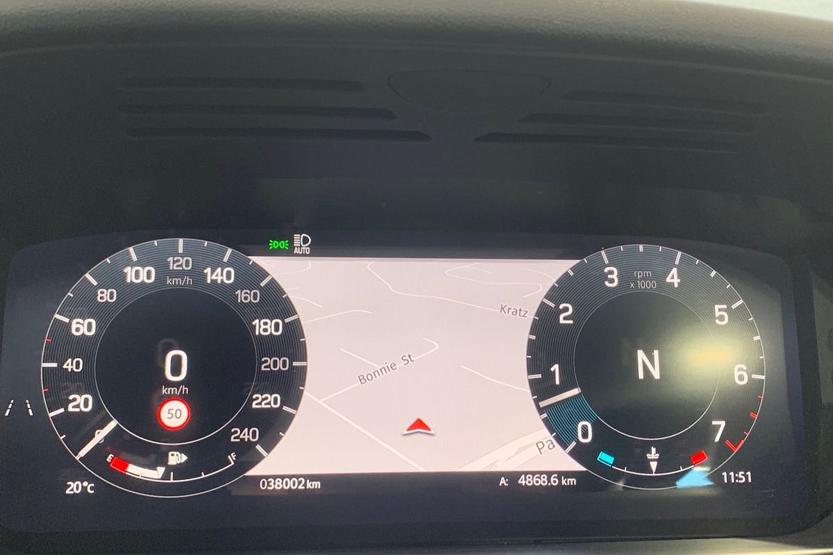 2023 Land Rover Discovery P360 Dynamic HSE Series 5