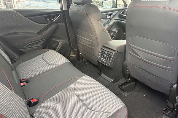 2024 Subaru Forester 2.5i Sport S5