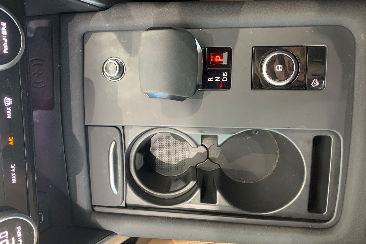 2023 Land Rover Discovery P360 Dynamic HSE Series 5