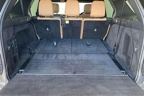 2023 Land Rover Discovery P360 Dynamic HSE Series 5