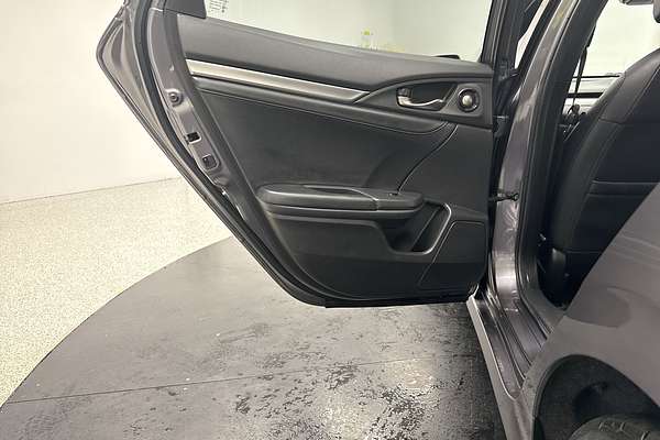 2017 Honda Civic VTi-LX 10th Gen