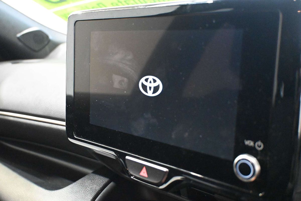 2024 Toyota Yaris SX Hybrid MXPH10R