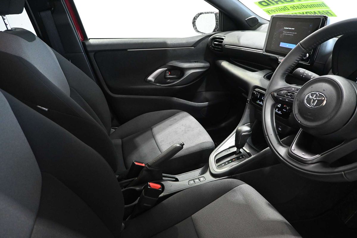2024 Toyota Yaris SX Hybrid MXPH10R