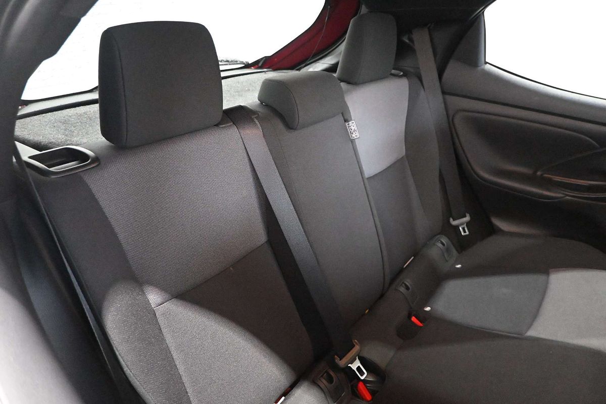 2024 Toyota Yaris SX Hybrid MXPH10R