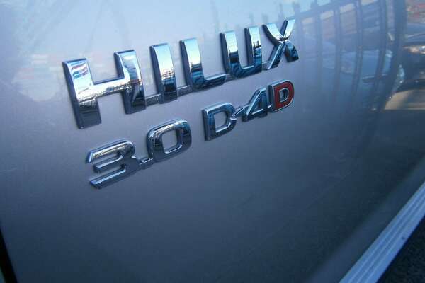 2013 Toyota Hilux SR5 (4x4) KUN26R MY14