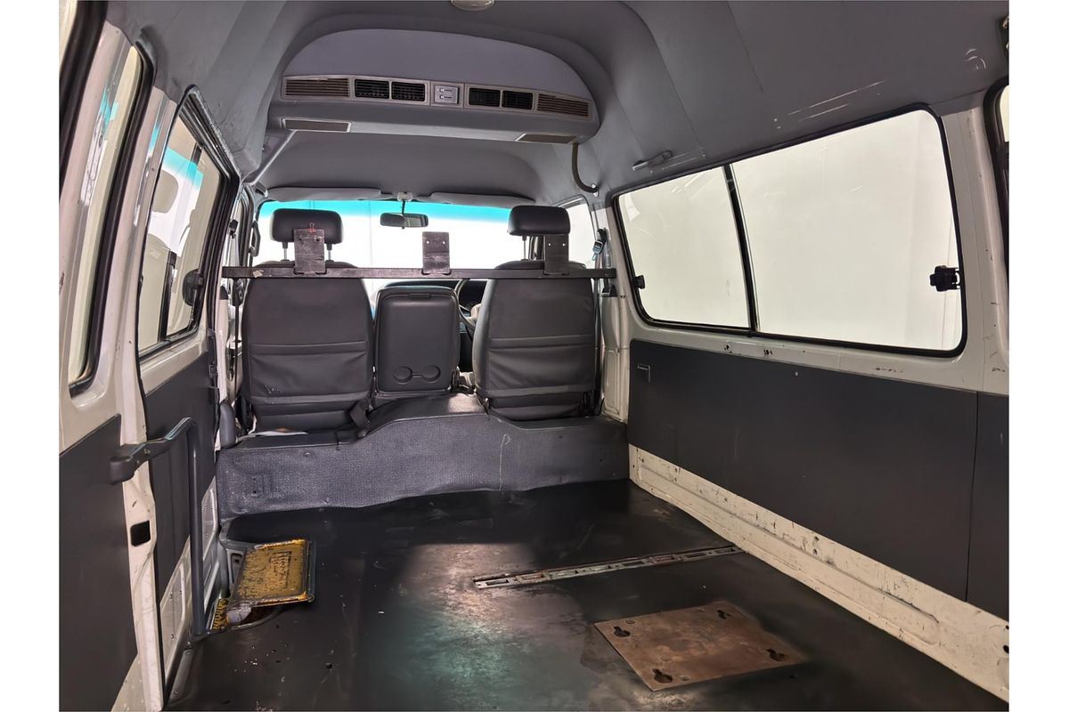 1998 Toyota Hiace Commuter RZH125R