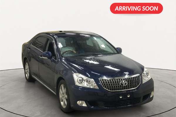 2010 Toyota Crown Majesta URS206