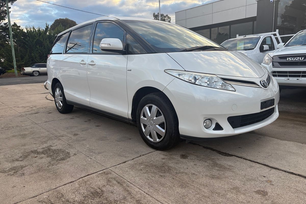 2014 Toyota Tarago GLi ACR50R