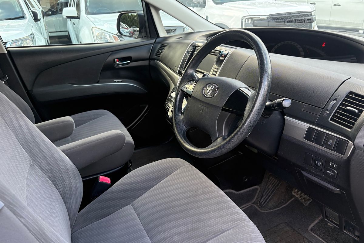 2014 Toyota Tarago GLi ACR50R