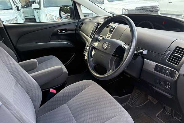 2014 Toyota Tarago GLi ACR50R