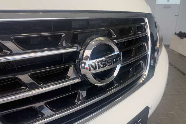 2017 Nissan Patrol Ti Y62 Series 4
