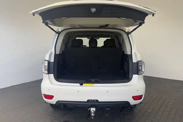 2017 Nissan Patrol Ti Y62 Series 4