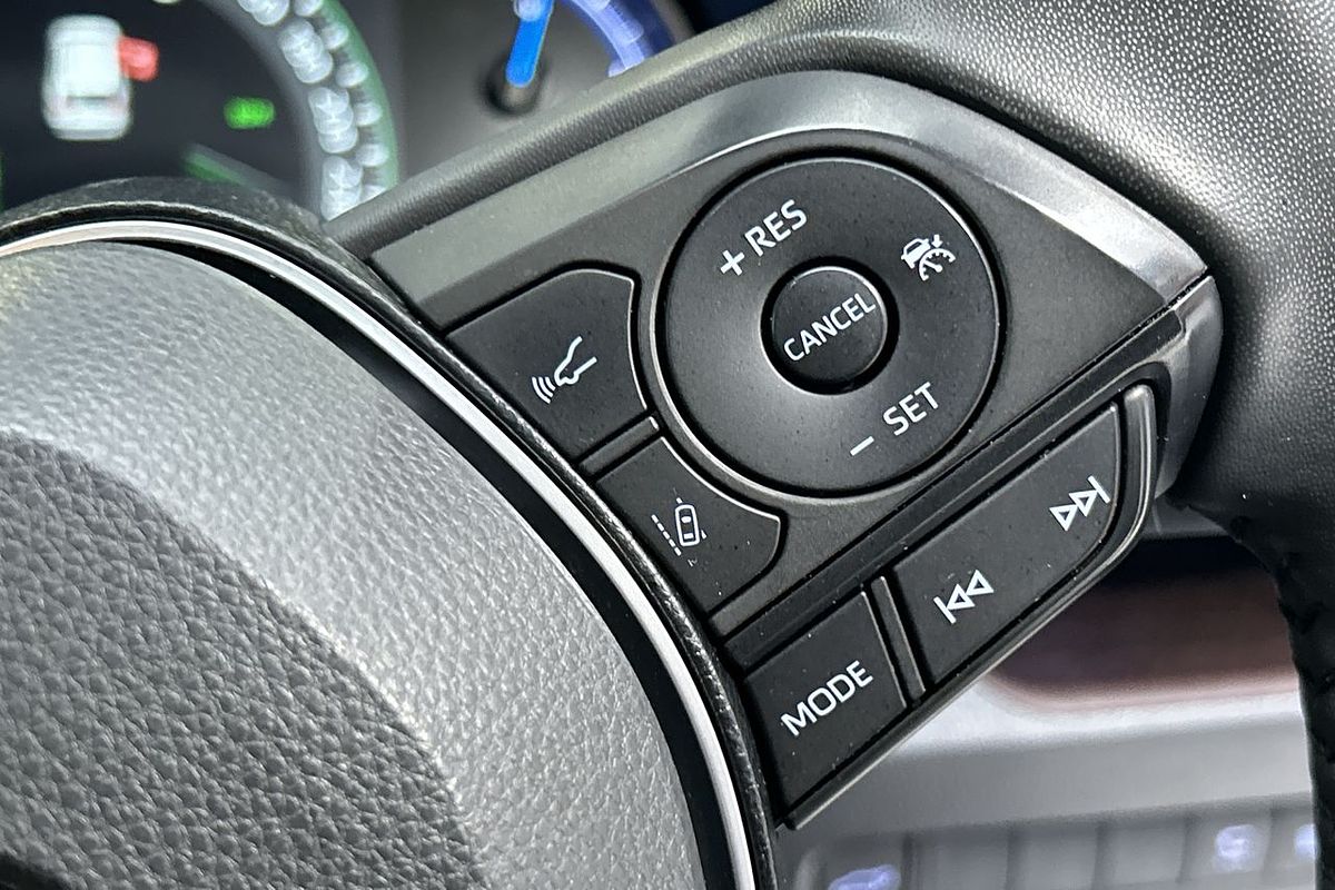 2020 Toyota RAV4 Cruiser AXAH54R